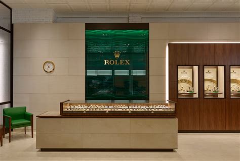 closest rolex dealer near me